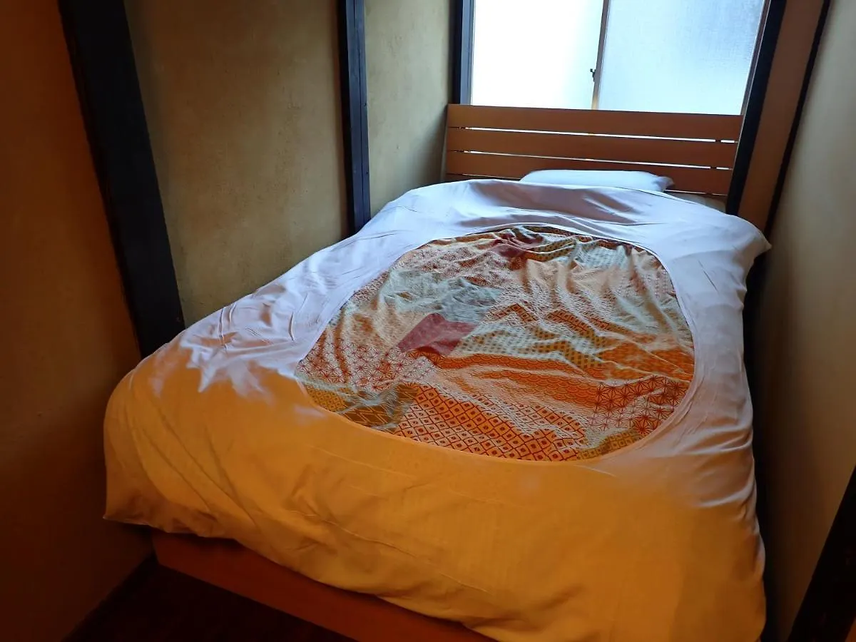 Grateful Hotel Kyoto 2*,